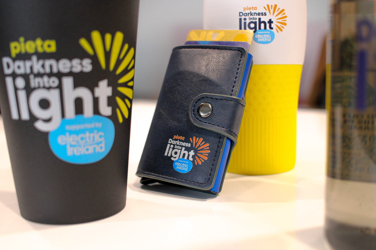 DIL Card Holder